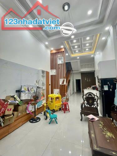 MT TÚ XƯƠNG - NGAY XA LỘ HÀ NỘI - 3 TẦNG - 112m2 - 12.5 TỈ - 2