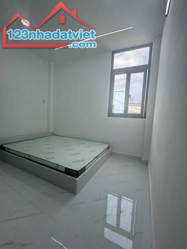 NHÀ 3 TẦNG TÂN PHÚ - SỔ VUÔNG ĐẸP - HẺM THÔNG, GẦN ĐẦM SEN - 5