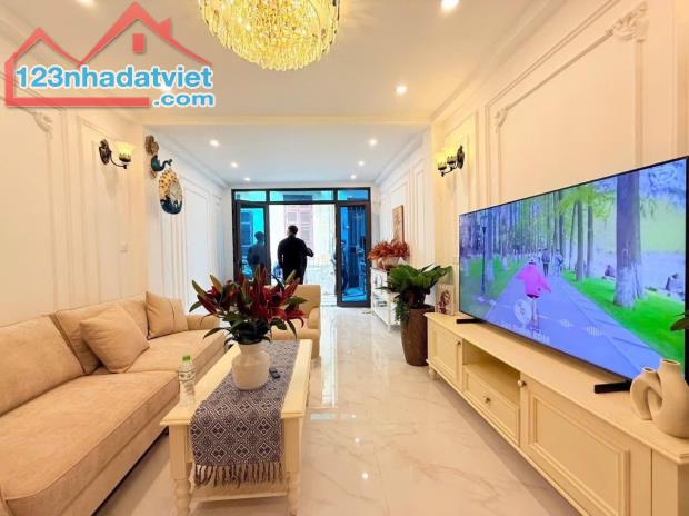 Sổ Đỏ Chính Chủ Cần Bán Căn Nhà Linh Đàm - 3