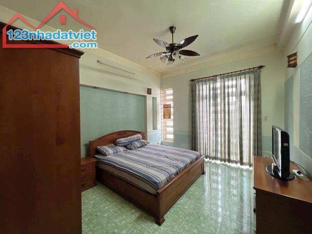 Bán nhà MT Khu Tên Lửa, BTĐ B, Bình Tân, 80m2, 3 tầng. Chỉ 8.x tỉ - 2