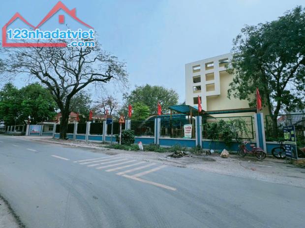 Bán Đất Thọ Xuân_Đan Phượng,diện tích 106m2,mặt tiền5.8m,đường thông 2 ô tô tránh ,kinh