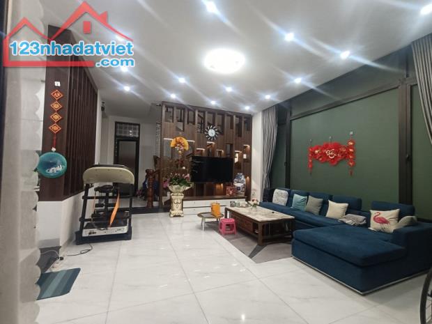 ♥ MT Mỹ Khê gần Võ Văn Kiệt, TT Tài Chính Tương Lai, 355m2, ngang 14m, 3 tầng đẹp, 31.5 tỷ
