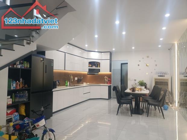 ♥ MT Mỹ Khê gần Võ Văn Kiệt, TT Tài Chính Tương Lai, 355m2, ngang 14m, 3 tầng đẹp, 31.5 tỷ - 1