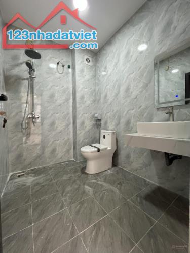 cách Ql6 đúng 200m ,nhà mới tinh 5 tầng tại Biên Giang - Hà Đông , ô tô đỗ ,giá 3,29ty Ful - 2