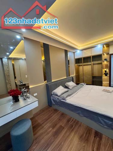 Em Cần Bán Nhà Trương Định Hoàng Mai – Ô Tô Qua – 32m 5 Tầng Tặng Nội Thất, 5,9 Tỷ.