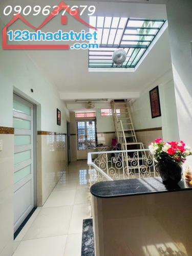 NHANH TAY CÒN KỊP MẶT TIỀN NGUYỄN VĂN ĐẬU- SÁT PHÒNG CÔNG CHỨNG SỐ 6- BÁN ĐỂ ĐI ĐỊNH CƯ - 3