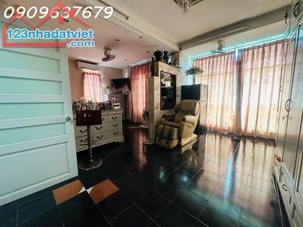 NHANH TAY CÒN KỊP MẶT TIỀN NGUYỄN VĂN ĐẬU- SÁT PHÒNG CÔNG CHỨNG SỐ 6- BÁN ĐỂ ĐI ĐỊNH CƯ - 4