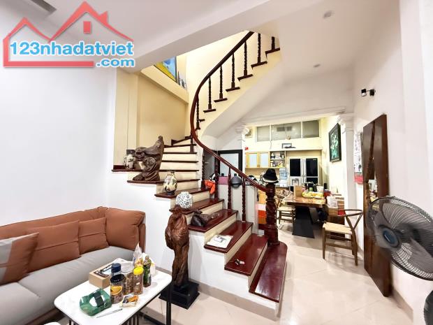 Bán nhà phố Võng Thị 45m2 – 4 tầng 2 thoáng dân xây cực đẹp 10.8 tỷ gần Hồ Tây - 2