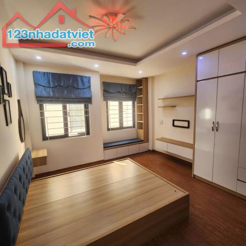 BÁN NHÀ BÁT KHỐI LONG BIÊN HÀ NỘI NHÀ ĐẸP GIÁ TỐT CHỦ CẦN BÁN GẤP - 2