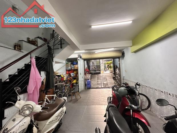 Bán Nhà Phố 4 Tầng,4Pn, Ngang Rộng 5m ,Đường Số Tân Quy ,Quận 7 - 1