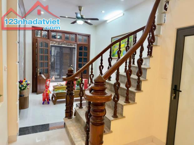 BÁN NHÀ CHIẾN THÁNG, PHÂN LÔ, Ô TÔ 40M2, GIÁ 9 TỶ - 1