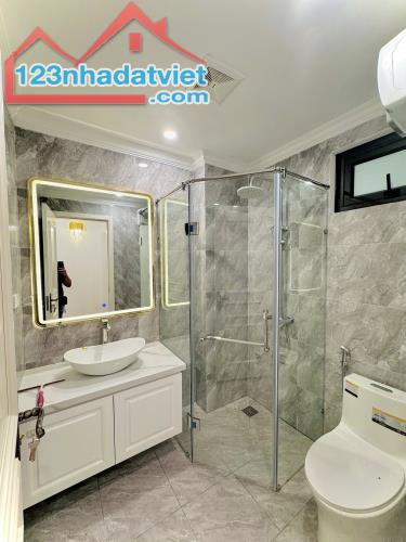 Bán nhà Lô Góc Ngõ Ôtô, K.Doanh-Phố Hoàng Quốc Việt 51/55mx5Tầng/MT 5.2m 21 Tỷ - 4