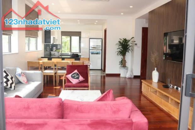 Siêu phẩm tây hồ viu hồ tây  7 tầng thang máy  doanh thu 3ty /năm   Diện tích 200m - 1