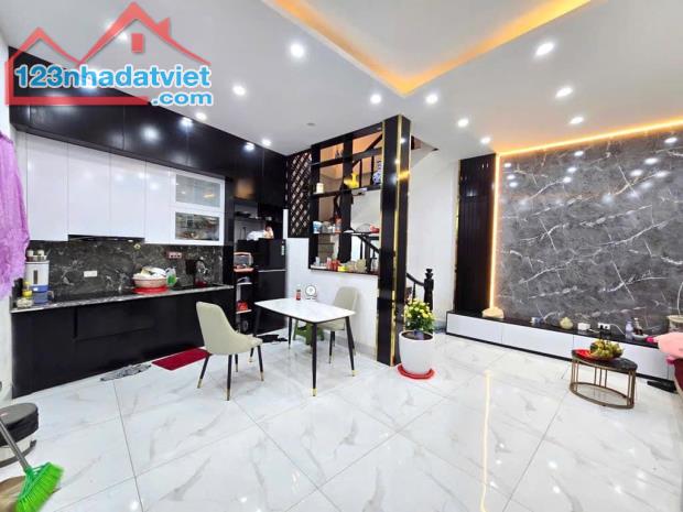 Lô góc mặt ngõ Trần Phú Hà Đông,50m2 x 5Tầng,2 ô tô tránh,10m ra quốc lộ Kinh doanh,11 tỷ. - 1