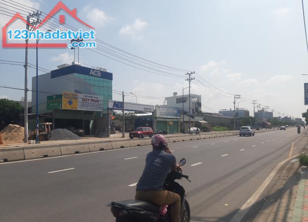 Mặt Tiền Đặng Thúc Vịnh Hóc Môn TP. Hồ Chí Minh 126m2 có 11 tỷ x - 3