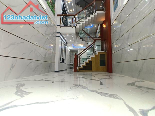 Nhà Mới Ở Ngay Đường Gò Xoài - Quận Bình Tân - 48m² - 5 Tâng - Đường Xe Hơi 7 Chỗ Thông -