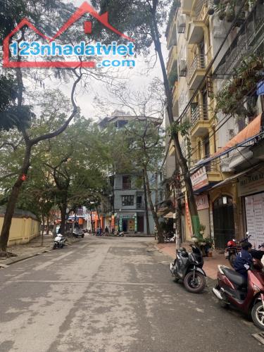 Đền lừ bán nhà 4 tầng phân lô dân xây kinh doanh sầm uất ô tô dừng đỗ ngày đêm hoàng mai