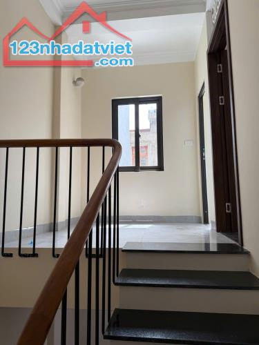 BÁN NHÀ HOÀNG QUỐC VIỆT, CẦU GIẤY, 5 TẤNG, 54M, 10 TỶ 800, 3 MẶT THOÁNG - 4