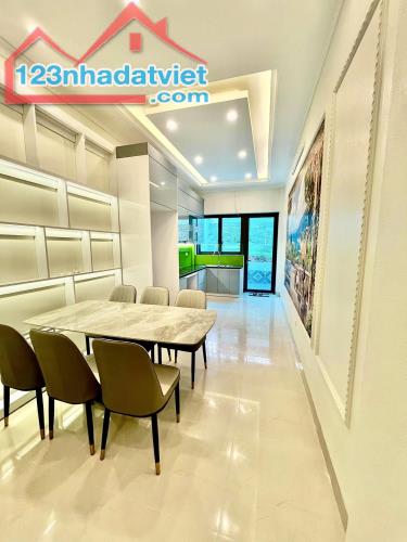 Bán gấp nhà Yên Duyên Hoàng Mai | Nhà mới đẹp, ô tô đỗ cửa, kinh doanh tốt, gần Gamuda Gar