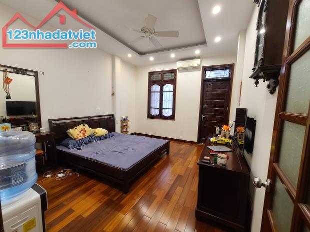 SIÊU HIẾM-Bán nhà Phố Nguyễn Tuân 44/50mx5Tầng,MT 4.2m 21.5 Tỷ cách phố chỉ 10m - 1
