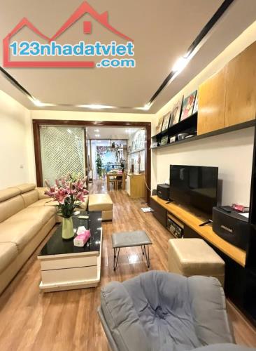Nhà đẹp Đỗ Đức Dục 56m2*5T, mt 4.5m kd, GARA, 2 thoáng 16.9 tỷ - 1