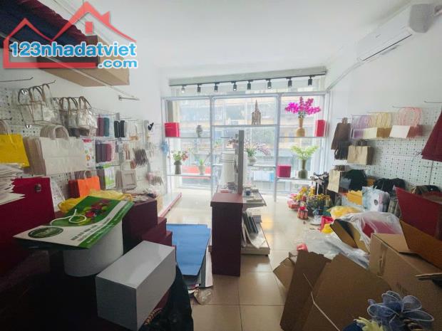 MẶT PHỐ NÚI TRÚC💎BA ĐÌNH💎25M2 x 4T💎 MT 4.1M💎 9 TỶ💎VÌA HÈ💎ĐƯỜNG Ô TÔ TRÁNH💎KD SẦM
