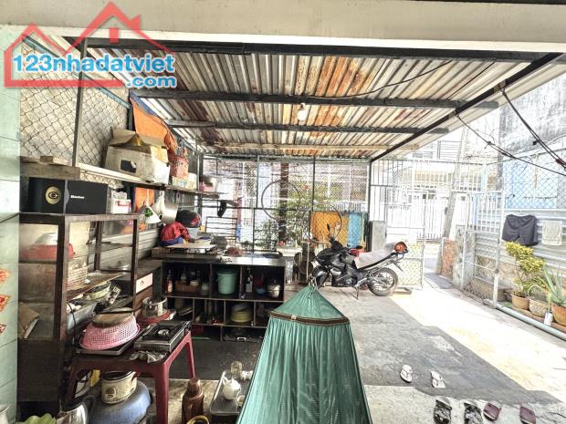 🌴Linh Xuân, Thủ Đức chỉ 40tr/mv. 🚗 Nhà nát tiện xây mới - 115mv, ngang 6,3m, Hẻm xe hơi. - 2