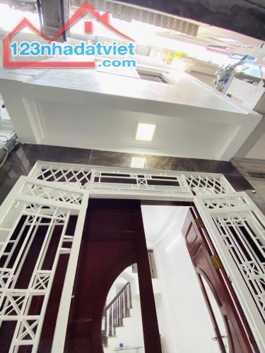 Bán nhà 4 tầng đẹp  Văn Hội 32m /37T1 mặt tiền 3.3m, giá  8.8 tỷ Bắc Từ Liêm .