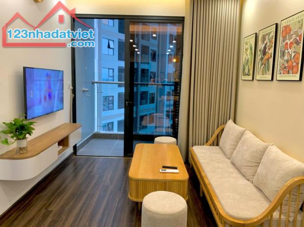 Cho thuê căn hộ 2 ngủ chung cư Hoàng Huy Commerce, chỉ 10.5tr - 1