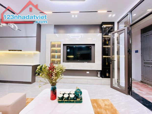 Lô góc! Bùi Xương Trạch, Thanh Xuân, 51m2  4T ,Lô góc 3 mặt thoáng, ô tô đỗ cửa  ,7.7 tỷ . - 1