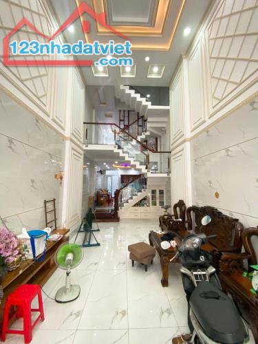 CHỈ 9 TỶ SỞ HỮU NGAY NHÀ 5 TẦNG GẦN BẾN XE QUẬN 8 – XE HƠI ĐỖ CỬA – AN NINH TUYỆT ĐỐI - 1