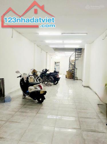BÁN NHÀ Mặt tiền kinh doanh ngay Bùi Minh Trực, Quận 8 - 4x32m - nhỉnh 16 tỷ - hoàn công - 1