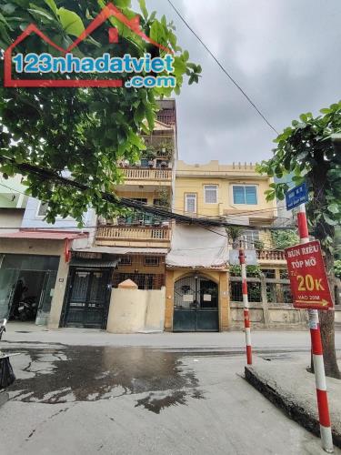 Hiếm giáp bát Trương Định Lô Góc, 8pn khép kín, thuê nhẹ 24tr/tháng.