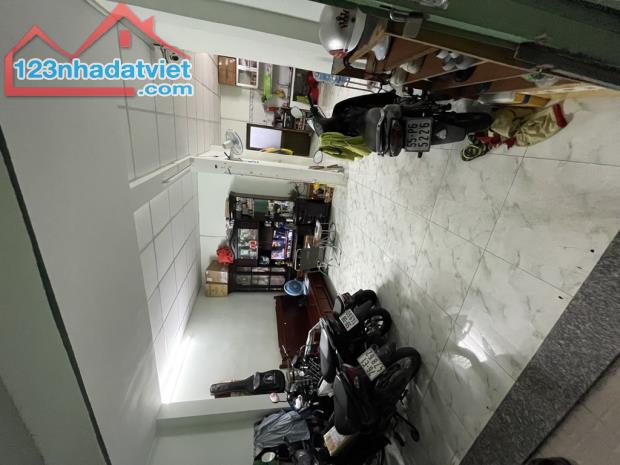 Bán nhà Trần Văn Ơn, Quận Tân Phú_ Diện tích 6x10m_ Hẻm an ninh, yên tĩnh - 1