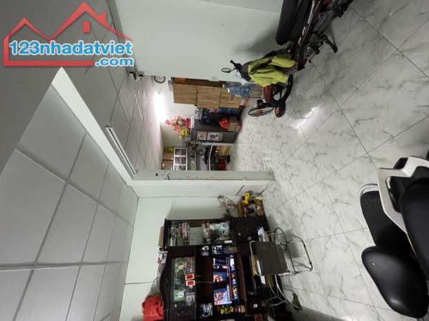Bán nhà Trần Văn Ơn, Quận Tân Phú_ Diện tích 6x10m_ Hẻm an ninh, yên tĩnh - 2
