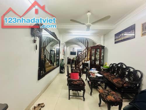 Chủ Nhà Tự Xây Cực Tâm Huyết, Phố Lê Thanh Nghị, Lô Góc 45m2 Chỉ Hơn 11 Tỷ - 1