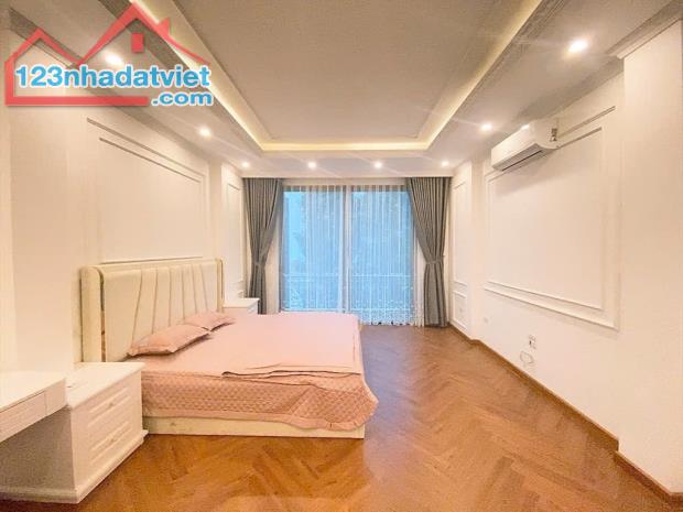 Nhà đẹp, lô góc trung tâm Thanh Xuân, 45m2, 6 tầng, mặt tiền 7,5m , hơn 10 tỷ.