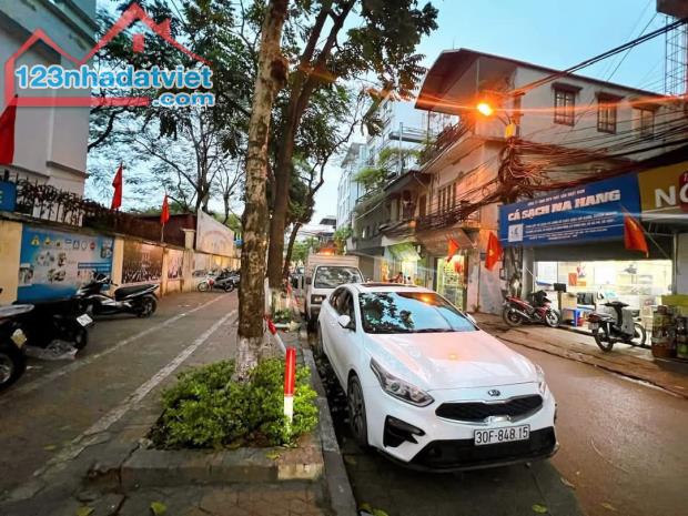 Bán nhà lô góc phân lô mặt ngõ 22 Trung Kính 55m2, 2 tầng, ô tô tránh, kd, chỉ 16.8 tỷ. - 2