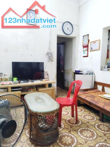 Bán nhà lô góc phân lô mặt ngõ 22 Trung Kính 55m2, 2 tầng, ô tô tránh, kd, chỉ 16.8 tỷ. - 4