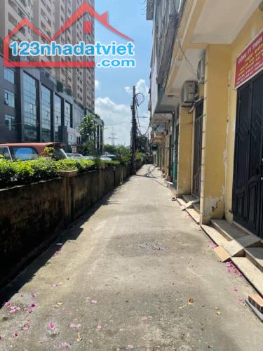 Hàng hót phố Trương Định. DT 73,8; MT 8; 5T; giá chỉ  9 tỷ, vào ở ngay. - 3