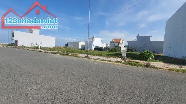 Lô đất mặt tiền đường 25m , phường Phú Thạnh, tp Tuy Hoà - 1