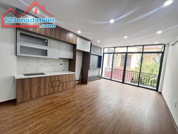 💜NHÀ PHỐ BÁT KHỐI 42M2x6T MT 4.2M CHÀO 10.9 TỶ - Ô TÔ - SÁT PHỐ - MỚI KOONG - FULL NỘI TH - 1