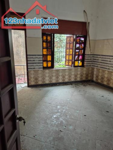 Nhỉnh 12 tỷ, 50m2, 5 tầng, lõi phố cổ, 2 thoáng, Phố Thợ Nhuộm, Hoàn Kiếm, Ký gửi Nhà - HÀ