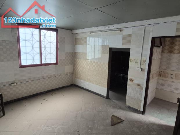 Nhỉnh 12 tỷ, 50m2, 5 tầng, lõi phố cổ, 2 thoáng, Phố Thợ Nhuộm, Hoàn Kiếm, Ký gửi Nhà - HÀ - 4