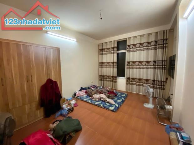 BÁN NHÀ NGUYỄN LƯƠNG BẰNG -ĐỐNG ĐA - 68 M2-5 T - 12,8 TỶ KINH DOANH Ô TÔ ĐỖ CỬA - 1