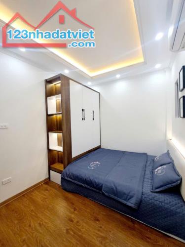 Bán Nhà Đẹp Kim Giang - HM , Dt 34m x4T, Giá nhỉnh 6 tỷ , oto gần - 4