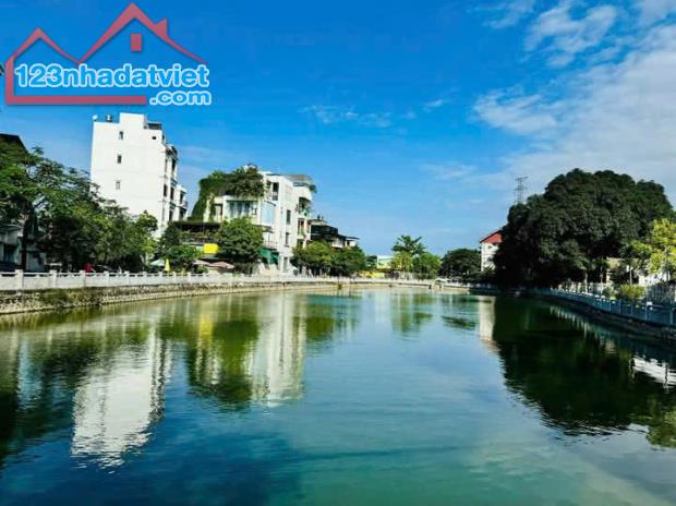 Bán đất phố Đức Diễn, Từ Liêm DT69m, ngõ to như phố, 4 ô tô tránh, kinh doanh, gần hồ. - 2