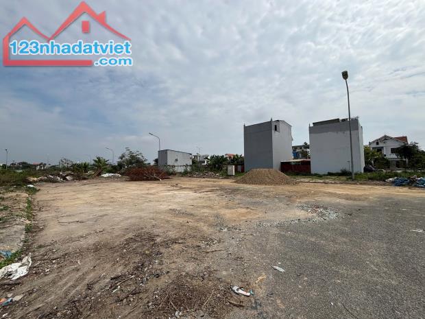 Bán đất TĐC Tràng Cát view công viên, trường học dt 40m2 giá chỉ 44tr/m2. - 2