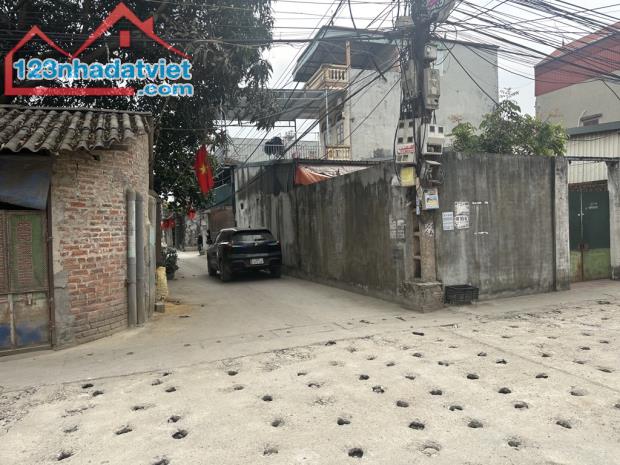 🔥🔥ĐƯỜNG THÔNG OTO ĐỖ - CÁCH TRỤC CHÍNH KINH DOANH 20M- ĐẤT VUÔNG VẮN- CÁCH KCN 300HA 500 - 1