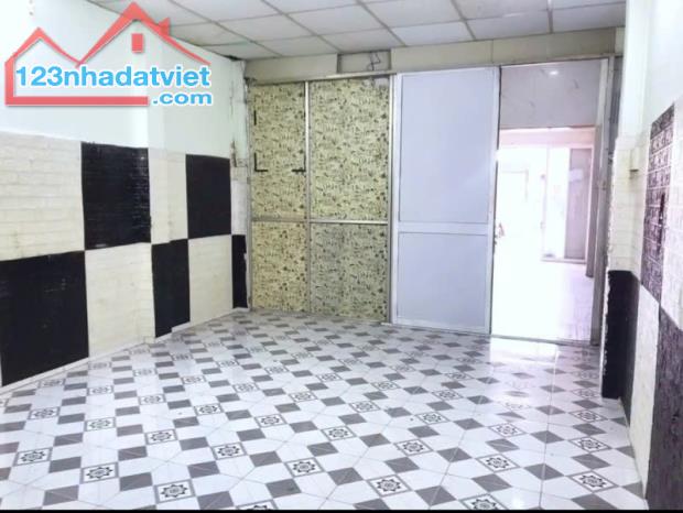 Bán nhà 2 Mặt tiền trước + sau Phạm Văn Chiêu - Gần Lê Đức Thọ, 3.9x32m, Cấp 4, 11.5 tỷ.